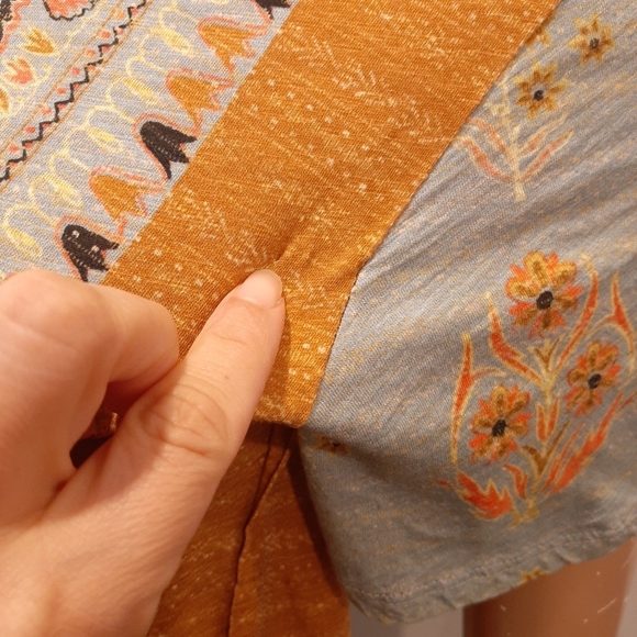 💠Anthropologie POSTMARK Paisley Top Boho Patchwork Short Sleeve Tshirt Size XS - Picture 9 of 13